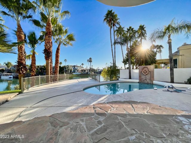 9943 E ISLAND Circle, Scottsdale, AZ 85258