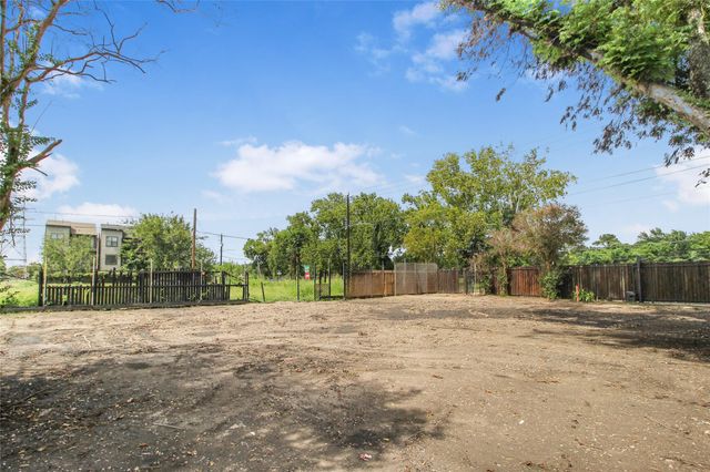 5015 Elysian Street, Houston, TX 77009