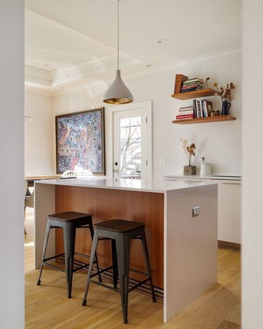 17 Ellsworth Avenue Front, Cambridge, MA 02139