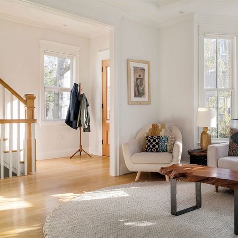 17 Ellsworth Avenue Front, Cambridge, MA 02139