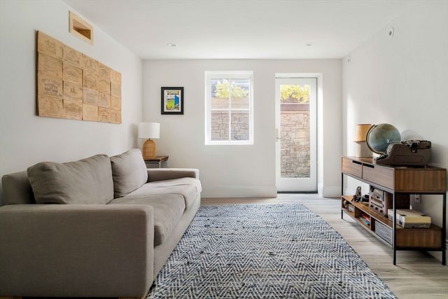 17 Ellsworth Avenue Front, Cambridge, MA 02139