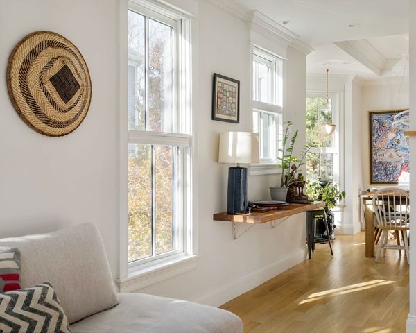 17 Ellsworth Avenue Front, Cambridge, MA 02139