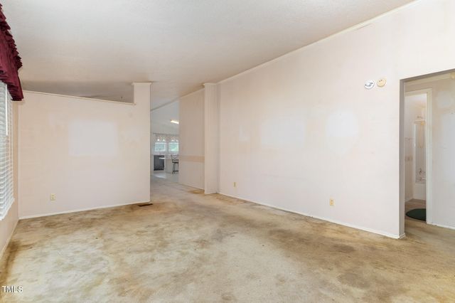 3825 Wyndfair Drive, Fuquay Varina, NC 27526