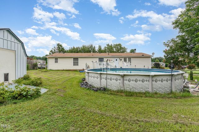 3825 Wyndfair Drive, Fuquay Varina, NC 27526