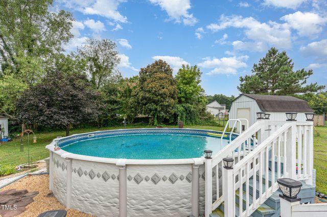 3825 Wyndfair Drive, Fuquay Varina, NC 27526