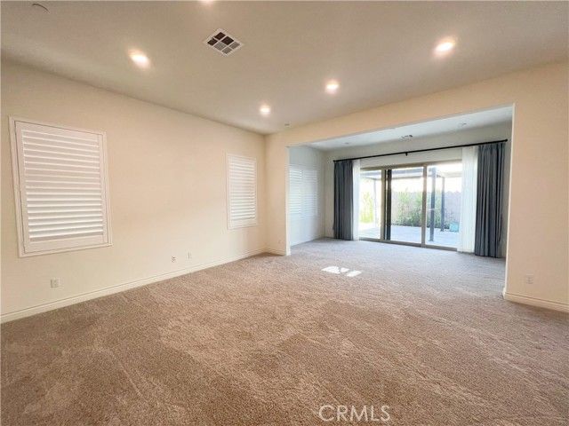 122 Gemini, Irvine, CA 92618