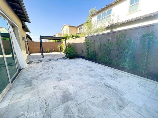 122 Gemini, Irvine, CA 92618