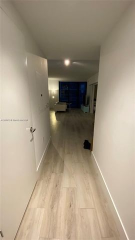 1010 Brickell Ave 2208, Miami, FL 33131