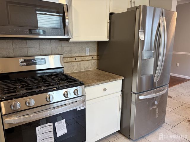 502 Great Beds Court, Perth Amboy, NJ 08861