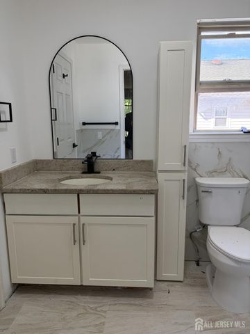 502 Great Beds Court, Perth Amboy, NJ 08861