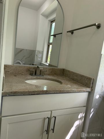502 Great Beds Court, Perth Amboy, NJ 08861