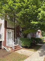 502 Great Beds Court, Perth Amboy, NJ 08861