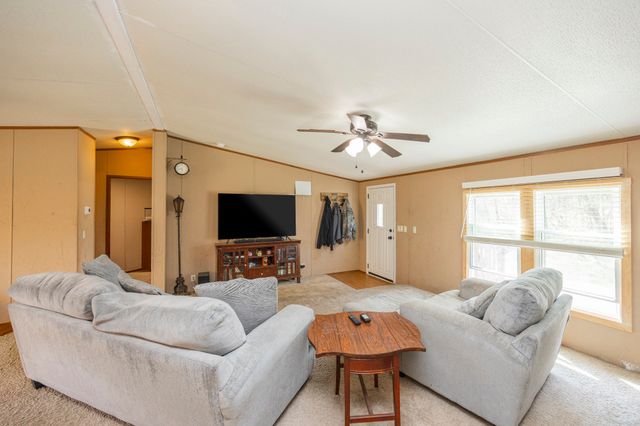 8591 Lowe Christiana Rd, Christiana, TN 37037