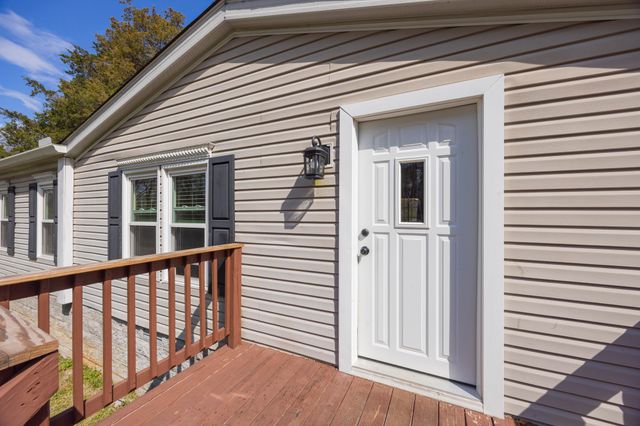 8591 Lowe Christiana Rd, Christiana, TN 37037