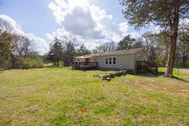 8591 Lowe Christiana Rd, Christiana, TN 37037