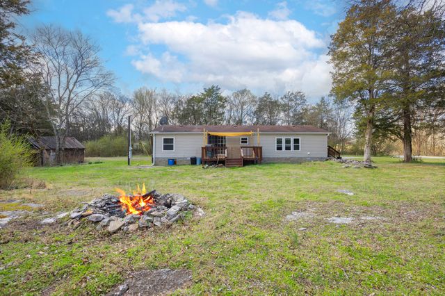 8591 Lowe Christiana Rd, Christiana, TN 37037