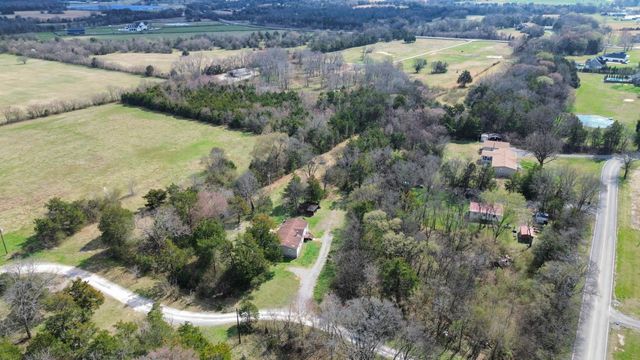 8591 Lowe Christiana Rd, Christiana, TN 37037