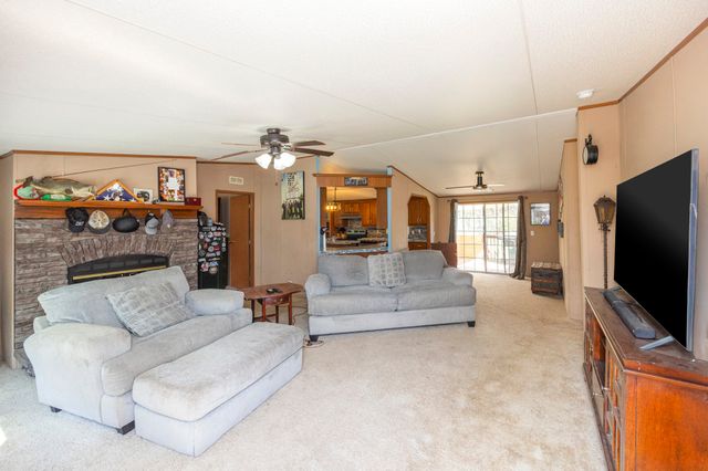 8591 Lowe Christiana Rd, Christiana, TN 37037
