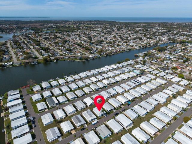 2033 MAUI DRIVE, Holiday, FL 34691