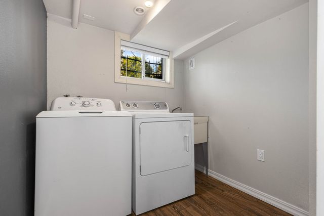 105 Wells Ave N, Renton, WA 98057