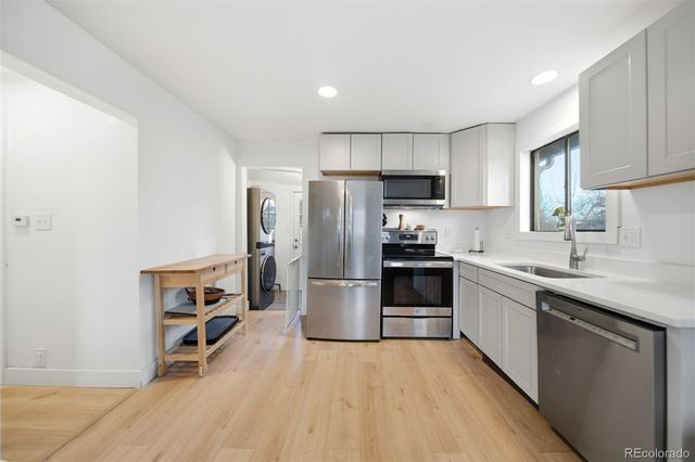 1226 Upham Street, Lakewood, CO 80214