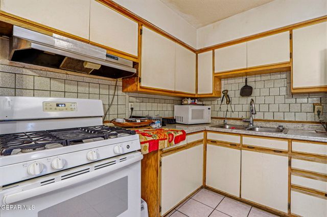 7157 GRANITE Road, El Paso, TX 79915