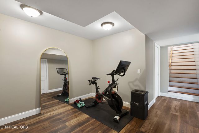 2421 SW Oak Circle, Cleveland, TN 37311