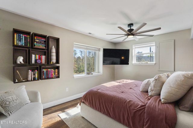 2421 SW Oak Circle, Cleveland, TN 37311