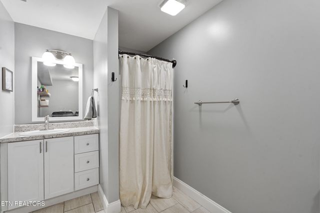 2421 SW Oak Circle, Cleveland, TN 37311