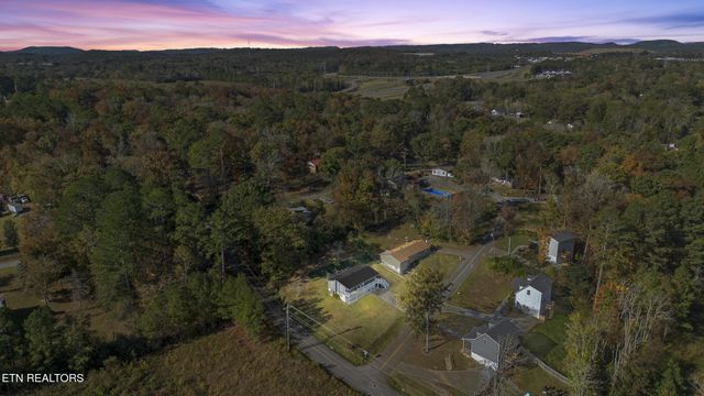 2421 SW Oak Circle, Cleveland, TN 37311