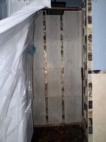 558 W Leblanc Street, Winnie, TX 77665