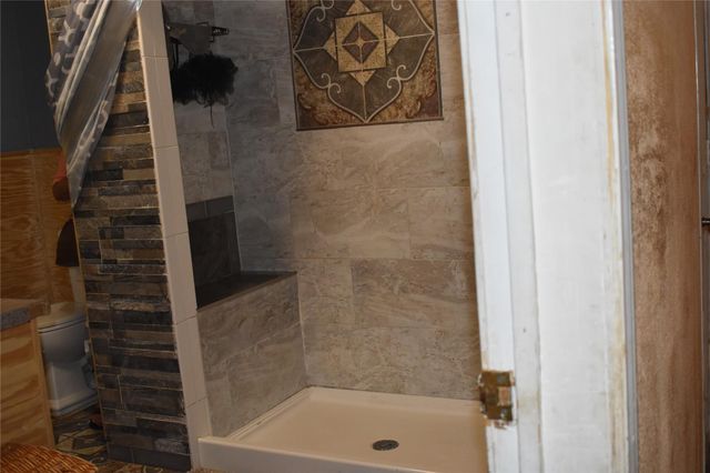 558 W Leblanc Street, Winnie, TX 77665