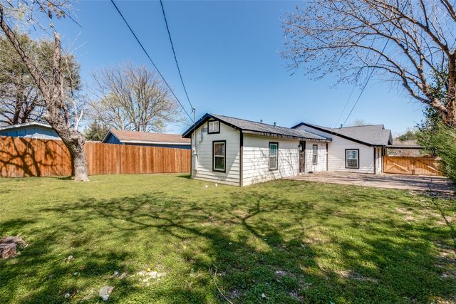 1023 Woodlawn Avenue, Dallas, TX 75208