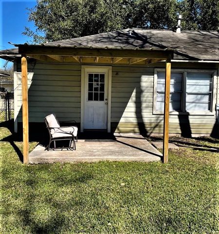 4033 Woodcraft Street, Houston, TX 77025