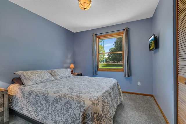 3631 Hillview Lane, Saint Bonifacius, MN 55375