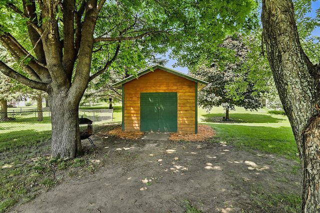 3631 Hillview Lane, Saint Bonifacius, MN 55375