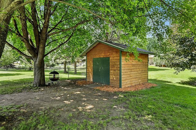 3631 Hillview Lane, Saint Bonifacius, MN 55375