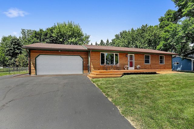 3631 Hillview Lane, Saint Bonifacius, MN 55375