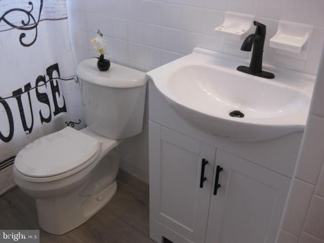 2840 3RD AVE, Upper Chichester, PA 19061