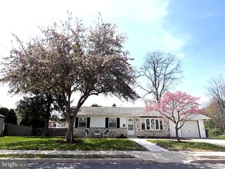 2840 3RD AVE, Upper Chichester, PA 19061