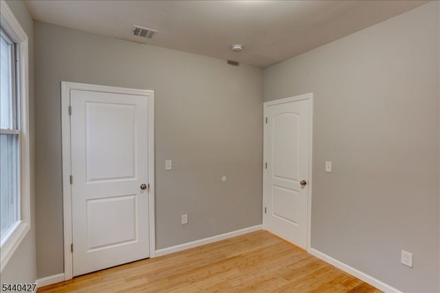 229 21St St, Irvington Twp., NJ 07111