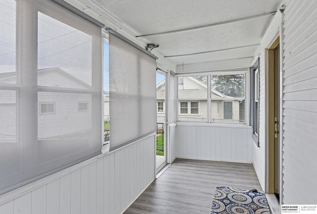 4129 S 36th Street, Omaha, NE 68107