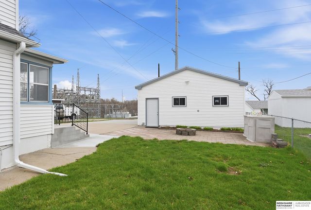4129 S 36th Street, Omaha, NE 68107