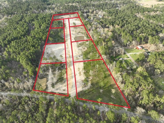 29581 George White Rd, Holden, LA 70744