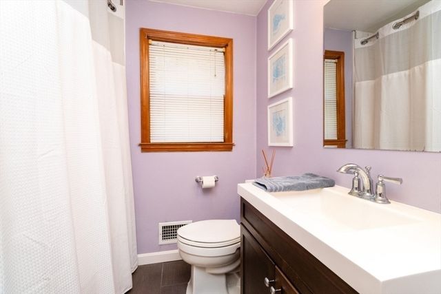 46 Conlyn Avenue, Franklin, MA 02038