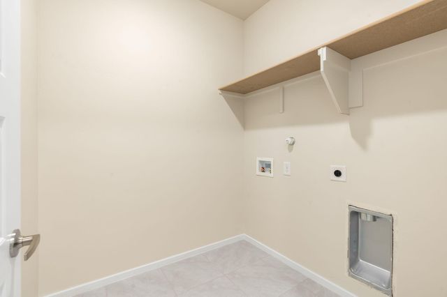 3730 Santa Fe Trail SW, Los Lunas, NM 87031