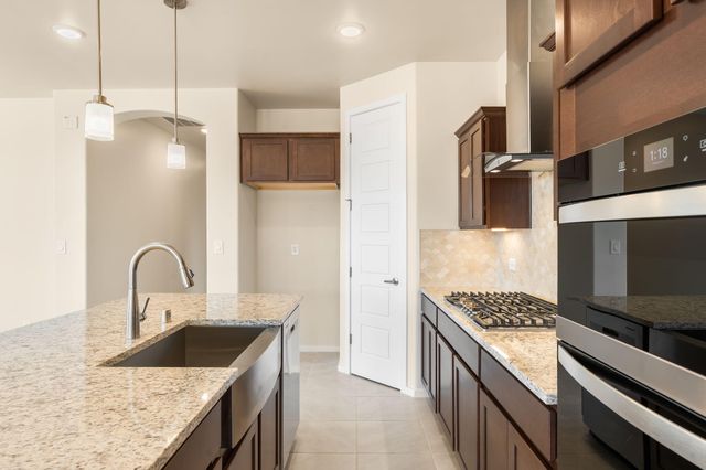 3730 Santa Fe Trail SW, Los Lunas, NM 87031
