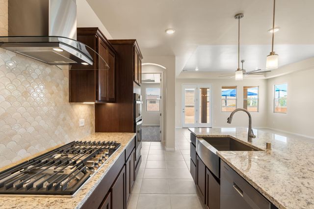3730 Santa Fe Trail SW, Los Lunas, NM 87031
