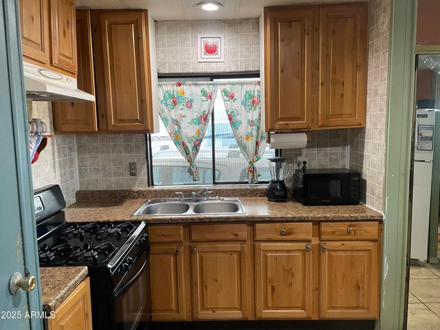 400 W Baseline Road 244, Tempe, AZ 85283