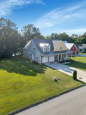 155 Cypress Point Dr, Winchester, TN 37398